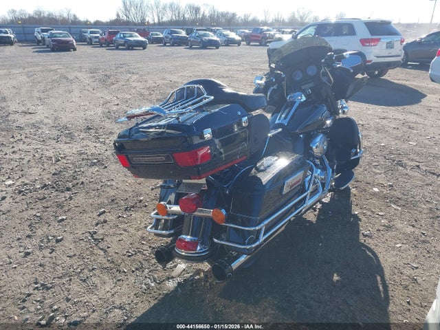 2009 HARLEY-DAVIDSON FLHTCU 1HD1FC4129Y680374 Photo 3