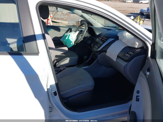 2017 HYUNDAI ACCENT KMHCT5AE2HU356977 Photo 4