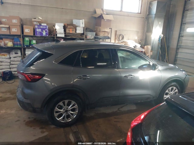 1FMCU9GN6PUA83634 Ford Escape Active