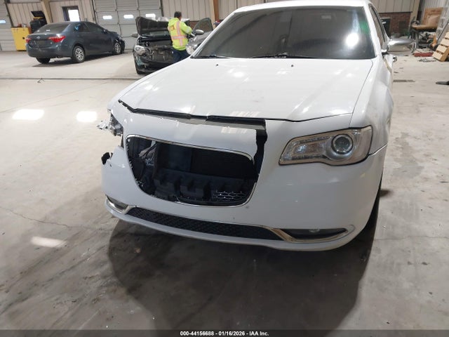 44156688 :رقم المزاد ، 2C3CCAEG6LH127890 vin ، 2020 Chrysler 300 Limited مزاد بيع