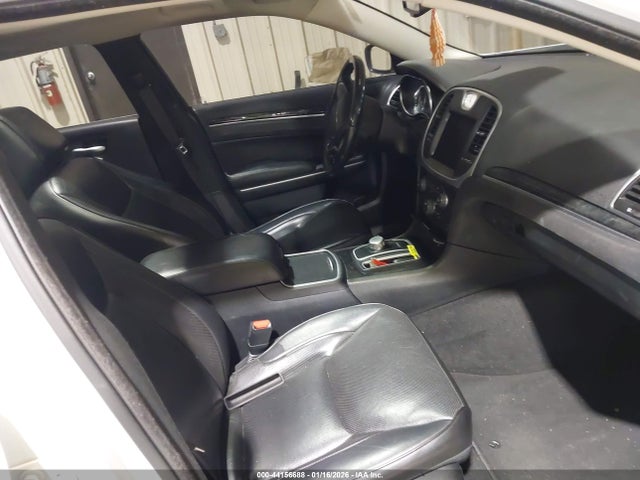 44156688 :رقم المزاد ، 2C3CCAEG6LH127890 vin ، 2020 Chrysler 300 Limited مزاد بيع