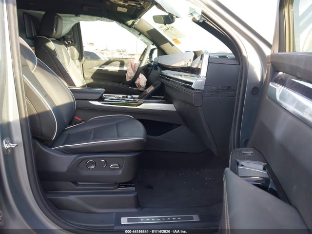 2025 CADILLAC ESCALADE ESV 1GYS8NRL4SR400048 Photo 4