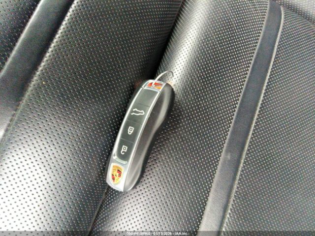 2020 PORSCHE CAYENNE WP1AA2AYXLDA02626 Photo 10