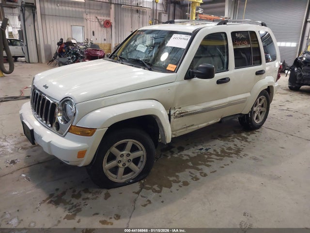 2005 JEEP LIBERTY 1J4GL58K75W572478 Photo 1