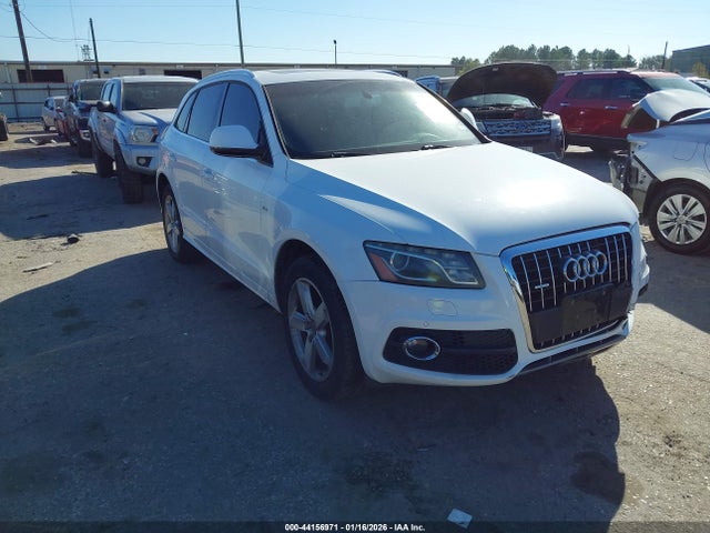 2012 AUDI Q5 WA1DKAFP1CA011782 Photo 0