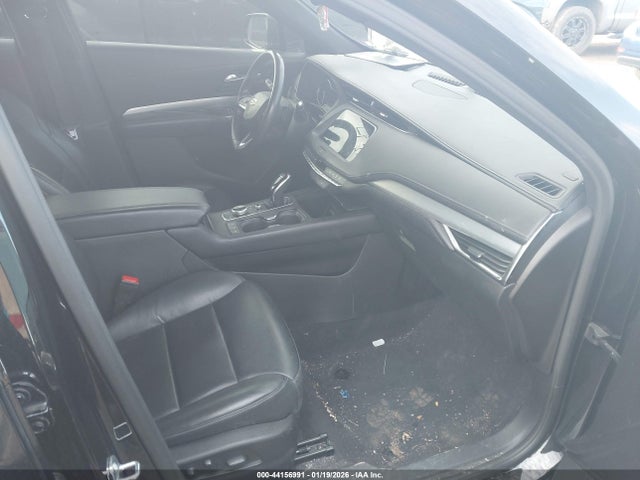 2023 CADILLAC XT4 1GYFZDR49PF110043 Photo 4