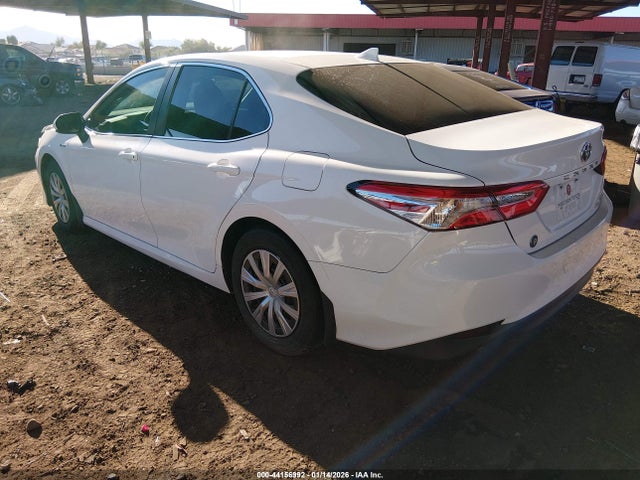 2019 TOYOTA CAMRY HYBRID 4T1B31HKXKU517826 Photo 2