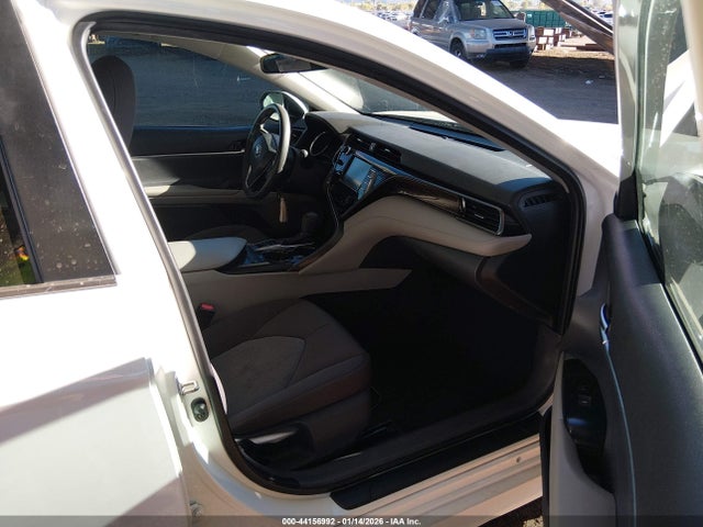 2019 TOYOTA CAMRY HYBRID 4T1B31HKXKU517826 Photo 4