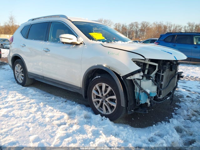 Продажа на аукционе авто 2018 Nissan Rogue Sv, vin: KNMAT2MV7JP519987, номер лота: 44157031