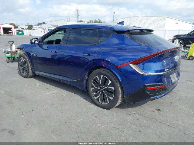 KIA Ev6 Gt-line 2022 KNDC44LA3N5060314 Image 3