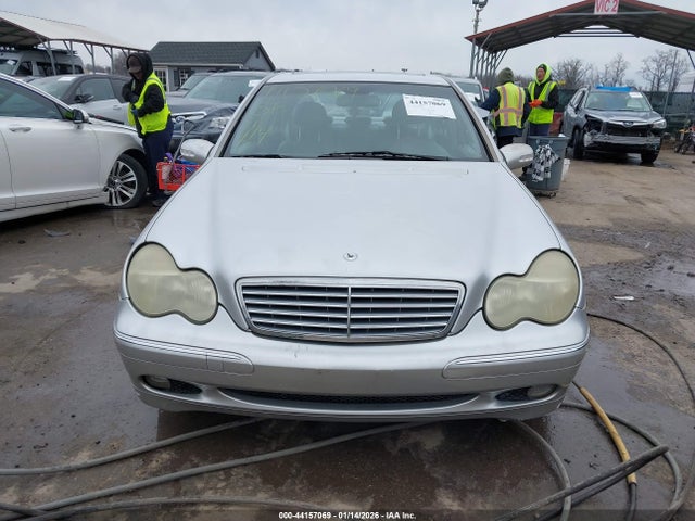 2001 Mercedes-benz C 240 მანქანა იყიდება აუქციონზე, vin: WDBRF61J21F090331, აუქციონის ნომერი: 44157069