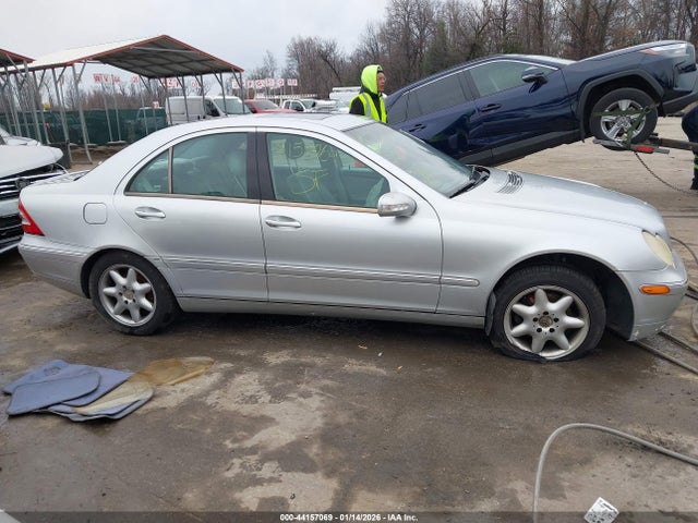2001 Mercedes-benz C 240 მანქანა იყიდება აუქციონზე, vin: WDBRF61J21F090331, აუქციონის ნომერი: 44157069