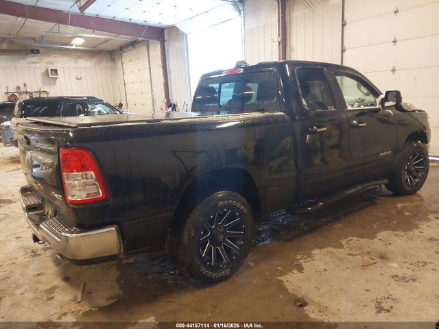 Продажа на аукционе авто 2020 Ram 1500 Big Horn  4x4 6'4 Box, vin: 1C6SRFBT9LN218042, номер лота: 44157114