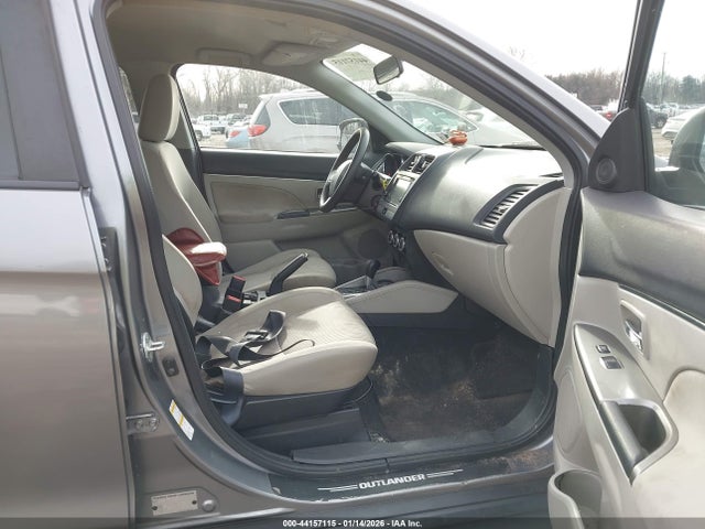 Aukcja sprzedaży 2019 Mitsubishi Outlander Sport 2.0 Es, vin: JA4AP3AU9KU003083, numer aukcji: 44157115