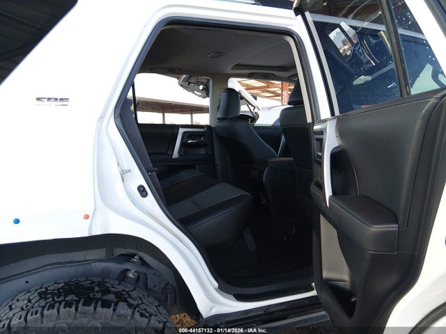 2020 TOYOTA 4RUNNER JTEBU5JR4L5775024 Photo 7