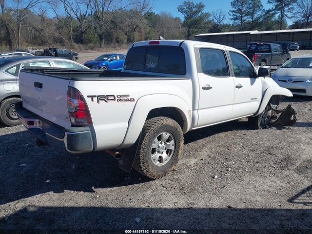 Toyota Tacoma Base V6 2015 3TMLU4EN4FM193594 Image 4