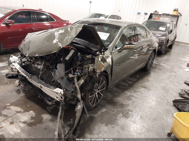 44157209 :رقم المزاد ، 58ADZ1B12SU208433 vin ، 2025 Lexus Es 350 مزاد بيع
