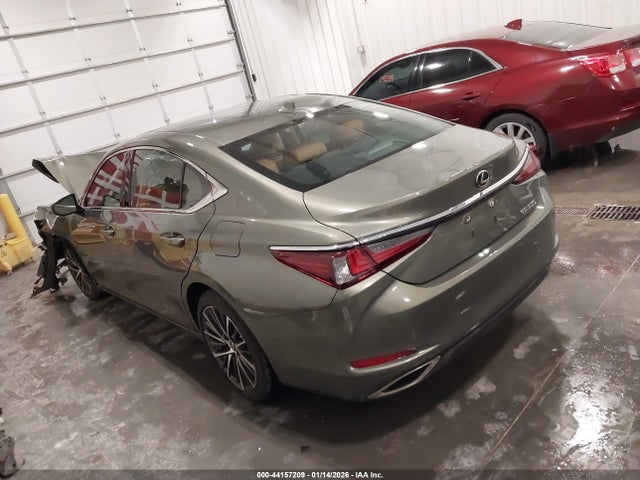 44157209 :رقم المزاد ، 58ADZ1B12SU208433 vin ، 2025 Lexus Es 350 مزاد بيع