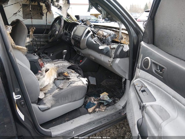 3TMMU4FN8FM087006 Toyota Tacoma Base V6