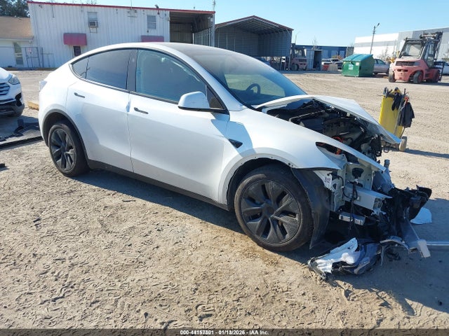 2025 TESLA MODEL Y 7SAYGDEE4SA352948 Photo 0