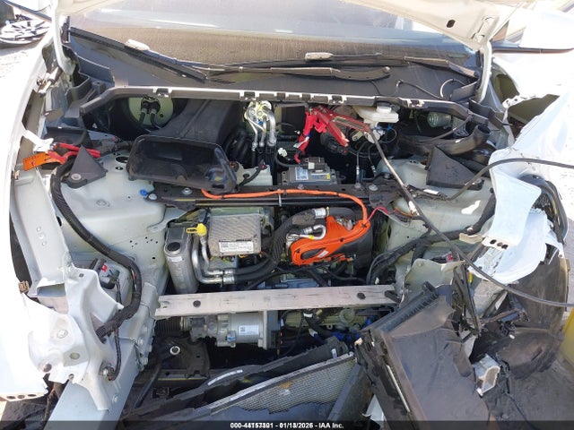 2025 TESLA MODEL Y 7SAYGDEE4SA352948 Photo 9