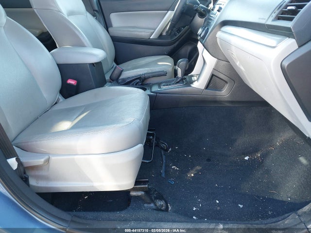 Subaru Forester 2.5i Touring 2015 JF2SJAUC4FH411753 Image 5