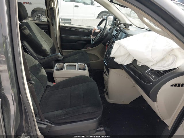 2012 Chrysler Town & Country Touring მანქანა იყიდება აუქციონზე, vin: 2C4RC1BG5CR127111, აუქციონის ნომერი: 44157314