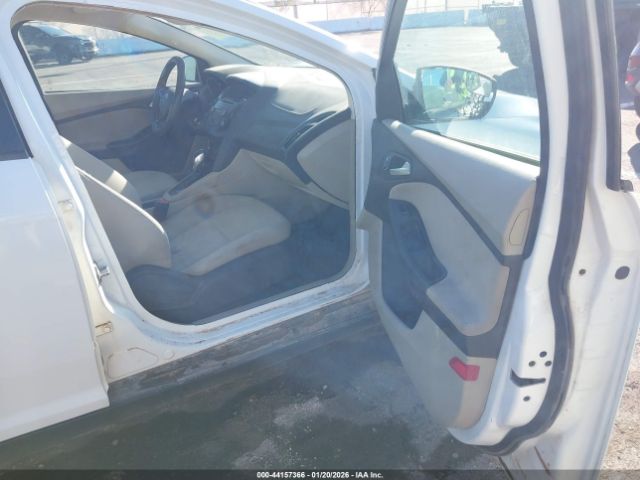 2015 FORD FOCUS 1FADP3F23FL336312 Photo 4