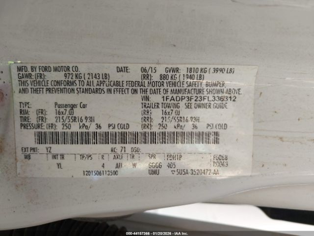 2015 FORD FOCUS 1FADP3F23FL336312 Photo 8