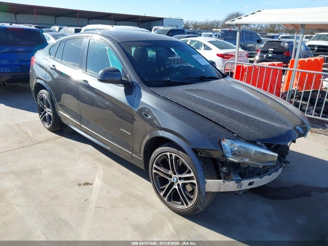 2018 BMW X4 5UXXW3C57J0Y66395