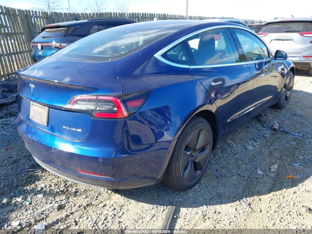 2019 TESLA MODEL 3 5YJ3E1EB2KF497572 Photo 3