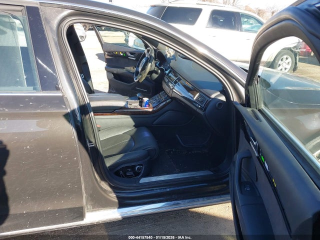 2012 AUDI A8 L WAURVAFD4CN004999 Photo 4