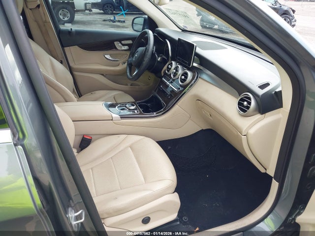 2019 MERCEDES-BENZ GLC 300 WDC0G4JB2KV156625 Photo 4