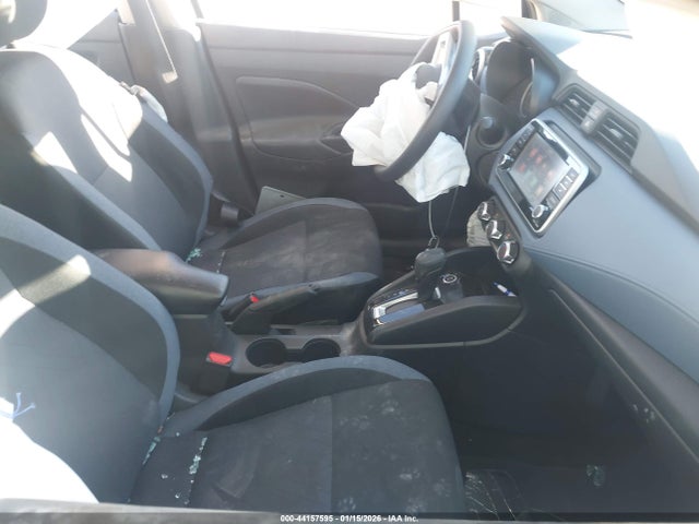 2024 Nissan Versa 1.6 Sv მანქანა იყიდება აუქციონზე, vin: 3N1CN8EVXRL900604, აუქციონის ნომერი: 44157595