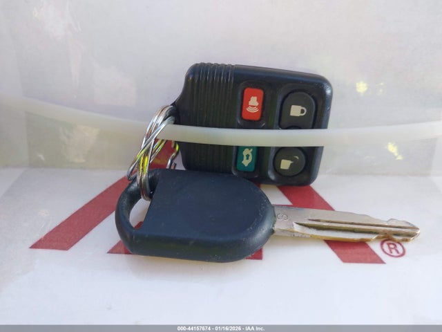 Продажа на аукционе авто 2005 Ford Taurus Se, vin: 1FAFP53215A219475, номер лота: 44157674
