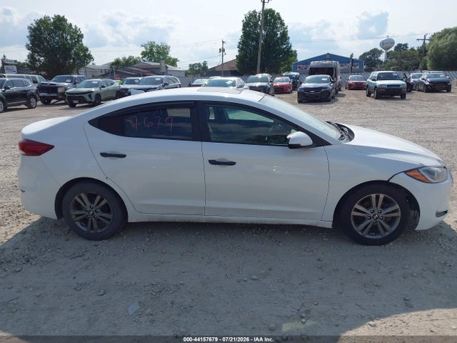 Aukcja sprzedaży 2017 Hyundai Elantra Value Edition, vin: 5NPD84LF8HH211639, numer aukcji: 44157679