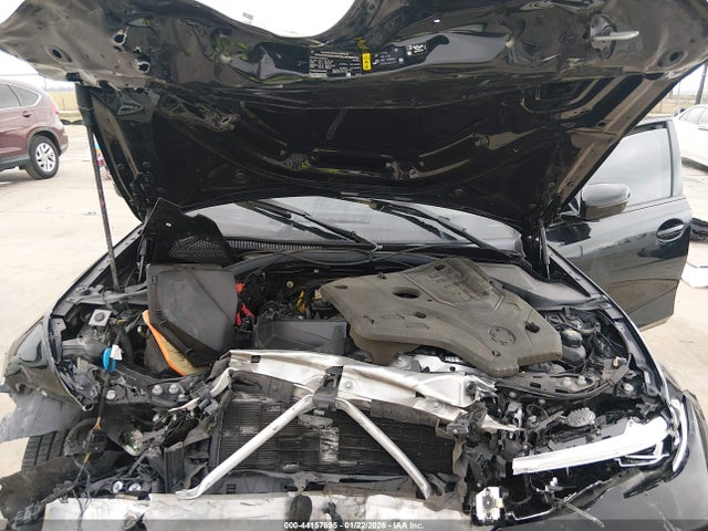 3MW5R1J00N8C40417 BMW 330I