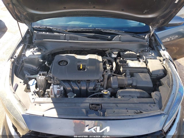 3KPF24AD5NE440937 KIA Forte Lxs