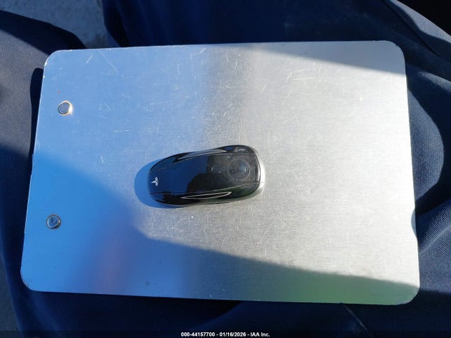 2014 TESLA MODEL S 5YJSA1H10EFP31951 Photo 10