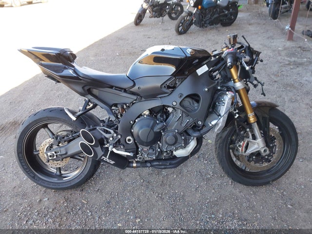 JYARNA3Y1SA000310 Yamaha Yzf890 C