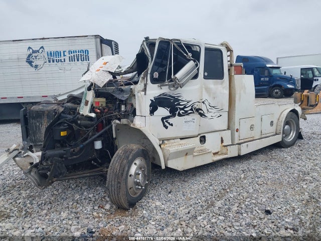 44157776 :رقم المزاد ، 1FV3EJBD7WH950472 vin ، 1998 Freightliner Medium Conventional Fl50 مزاد بيع