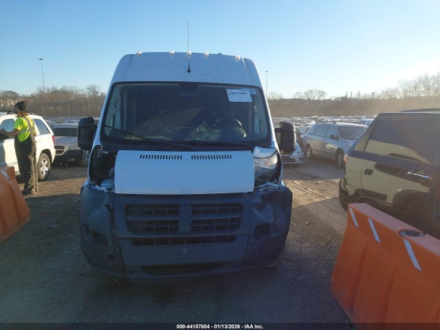 3C6TRVDG1JE153574 RAM Promaster 2500 High Roof 159 Wb