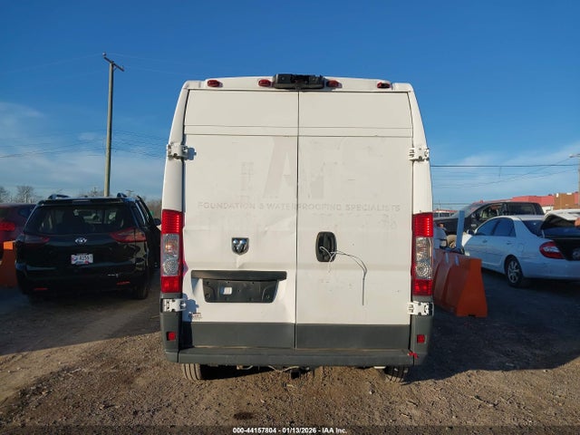 3C6TRVDG1JE153574 RAM Promaster 2500 High Roof 159 Wb