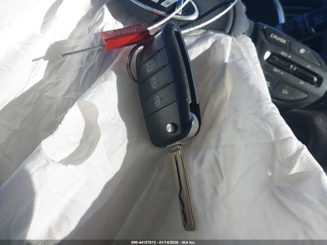5XXGM4A77EG311999 KIA Optima Lx