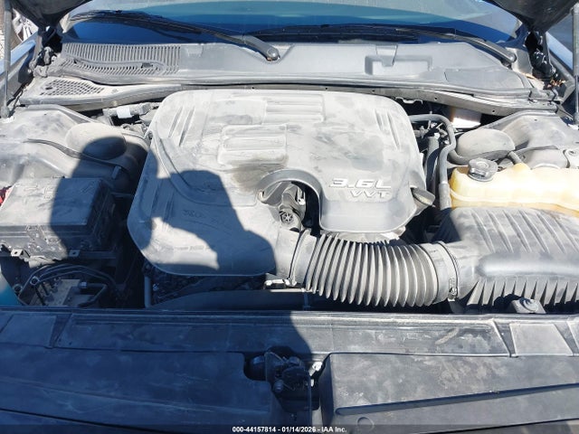 Продаж на аукціоні авто 2019 Dodge Challenger Sxt, vin: 2C3CDZAG0KH694211, номер лоту: 44157814