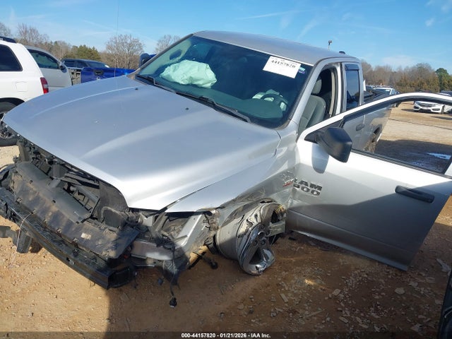 44157820 :رقم المزاد ، 1C6RR7FT5HS528518 vin ، 2017 Ram 1500 Express  4x4 6'4 Box مزاد بيع