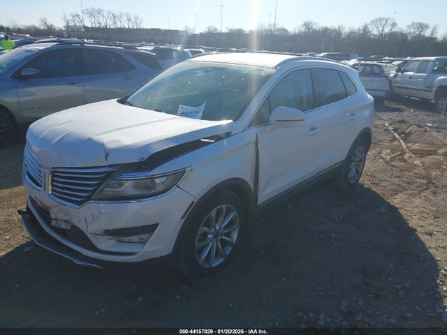 5LMCJ2C97GUJ30210 Lincoln MKC SELECT