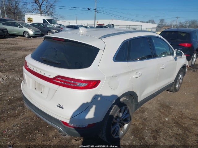 5LMCJ2C97GUJ30210 Lincoln MKC SELECT