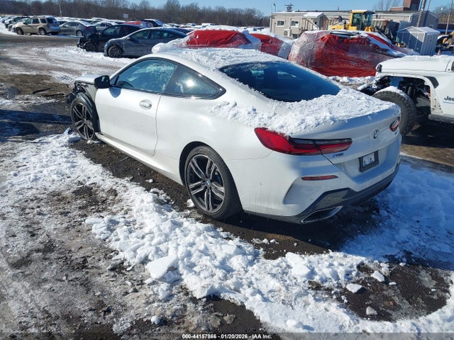 2023 BMW 840 WBAAE4C09PCL58129 Photo 2
