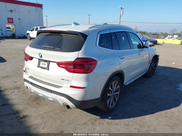 5UXTR7C55KLE97195 BMW X3 Sdrive30i